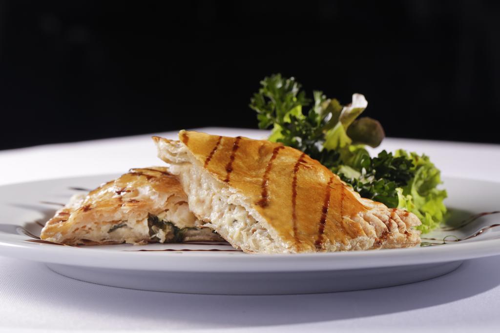 Sheraton Reserva Do Paiva カボ・デ・サント・アゴスチーニョ エクステリア 写真 A grilled chicken breast