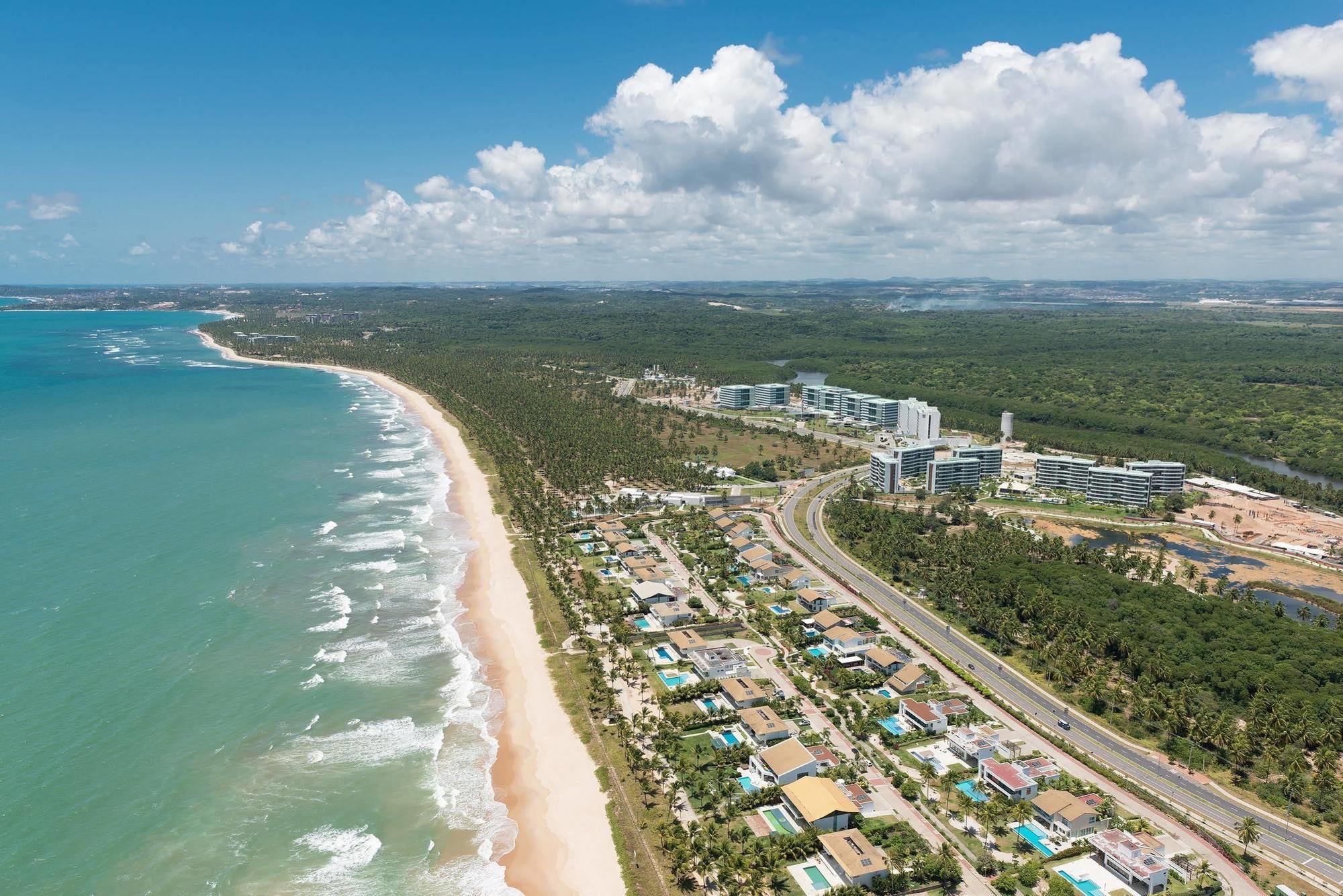 Sheraton Reserva Do Paiva カボ・デ・サント・アゴスチーニョ エクステリア 写真 Aerial view of the city
